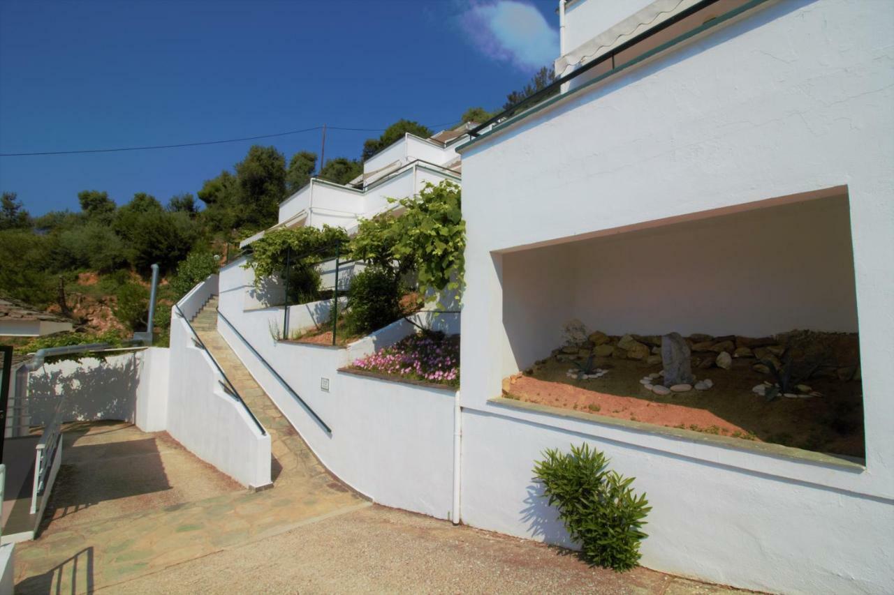 Dionysos Hotel Skala Potamia  Exterior photo