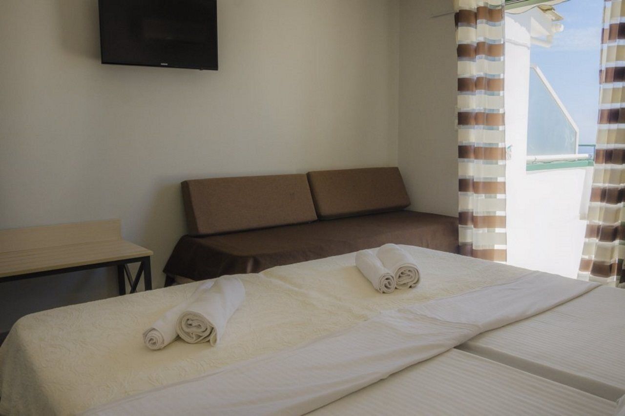 Dionysos Hotel Skala Potamia  Exterior photo